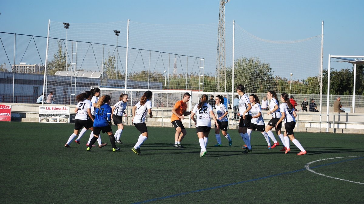 El Mislata B Femenino Sienta Las Bases Con Su Buena Marcha En Primera ...