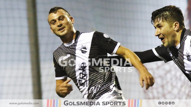 Albert y Verdés golpearon para el SC Requena al final de cada parte// Fotos