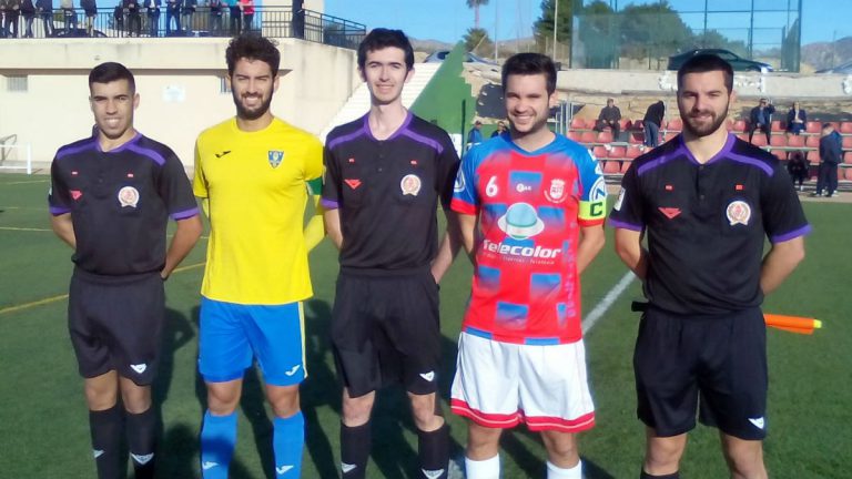 El Benferri saca un empate en el descuento ante el Orihuela B El Benferri saca un empate en el descuento ante el Orihuela B