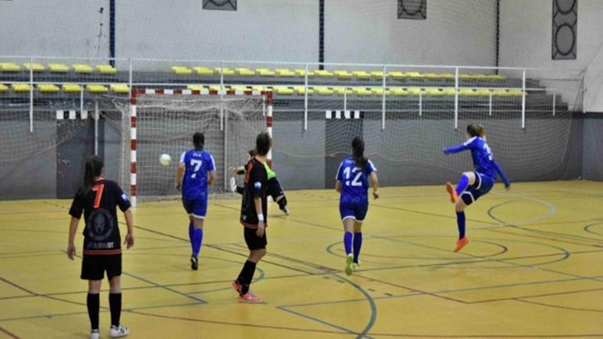 FÚTBOL SALA | La FFCV ofrecerá por primera vez en directo un duelo de fútbol sala femenino ...