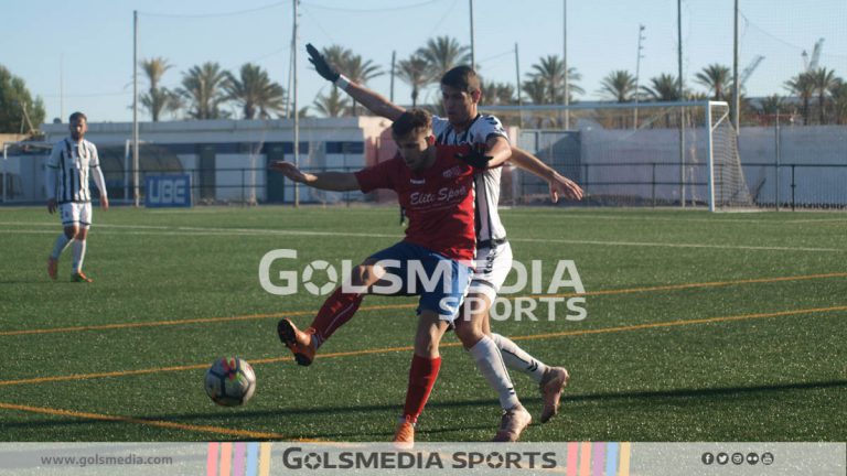 El Castellón B supera a un gran Huracán en la recta final// Fotos