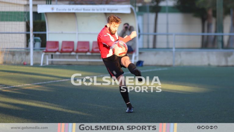 Reparto de puntos entre L’Olleria y L’Alcúdia en un duelo muy igualado Reparto de puntos entre L’Olleria y L’Alcúdia en un duelo muy igualado