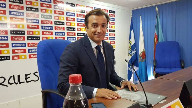 Carlos Parodi en la sala de prensa