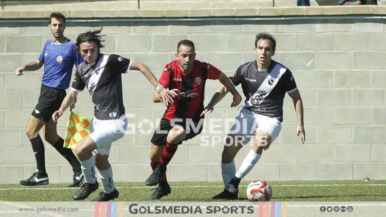 El Requena asalta El Pla de Alcàsser// Fotos