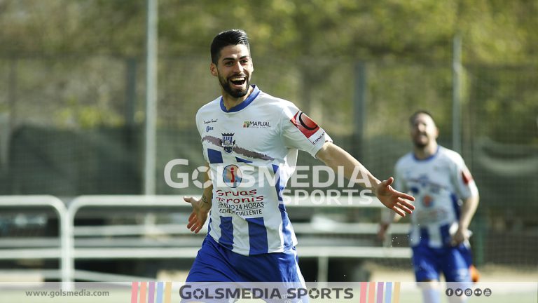 Dos zarpazos de Samu le dan tres puntos de promoción al Crevillente// Fotos