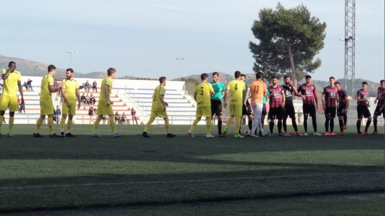 Fotografía del partido entre el Eldense y el Jove Español de la jornada 30 (Jove Español de San Vicente)