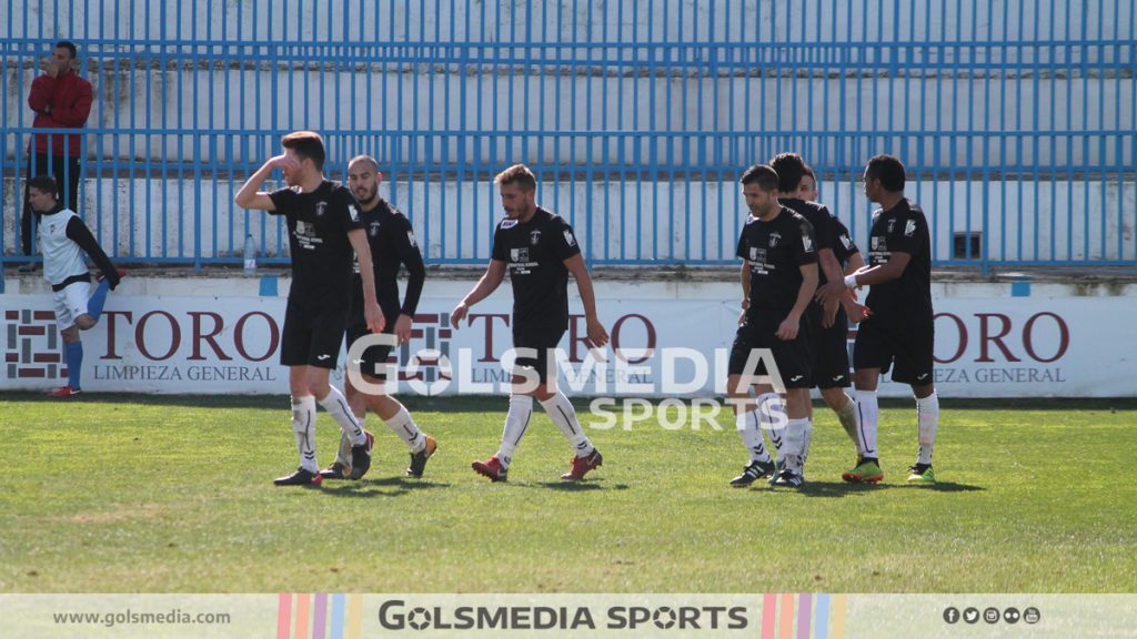 Benidorm CD ante el Independiente Alicante abril 2019