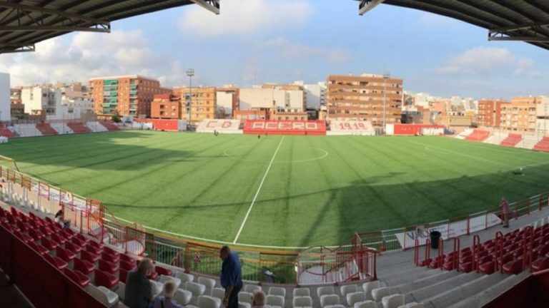 Estadio de El Fornás