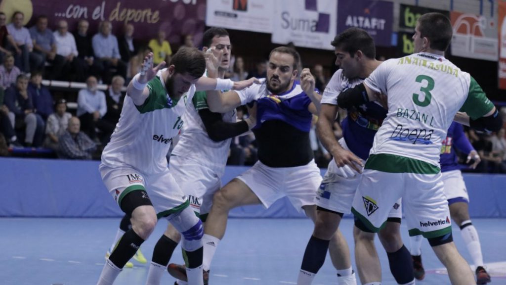 Balonmano Benidorm - Helvetia Anaitasuna