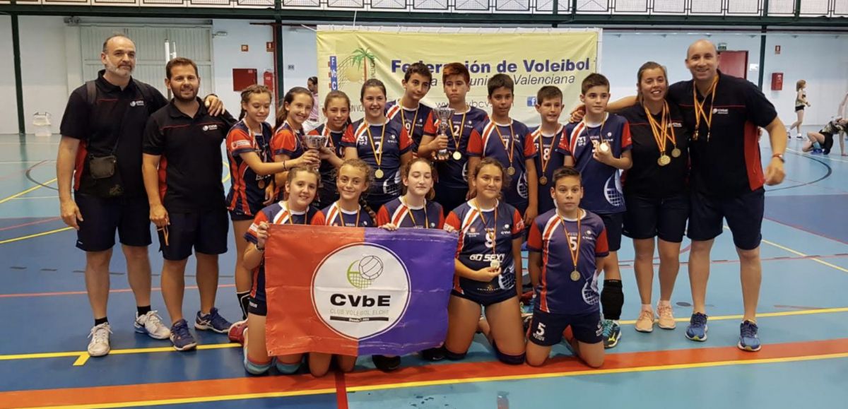 CV Elche Go Sexy y Salesianos San Rafael de Elche, campeón y subcampeón femenino, nos representarán en el Nacional Alevín.
