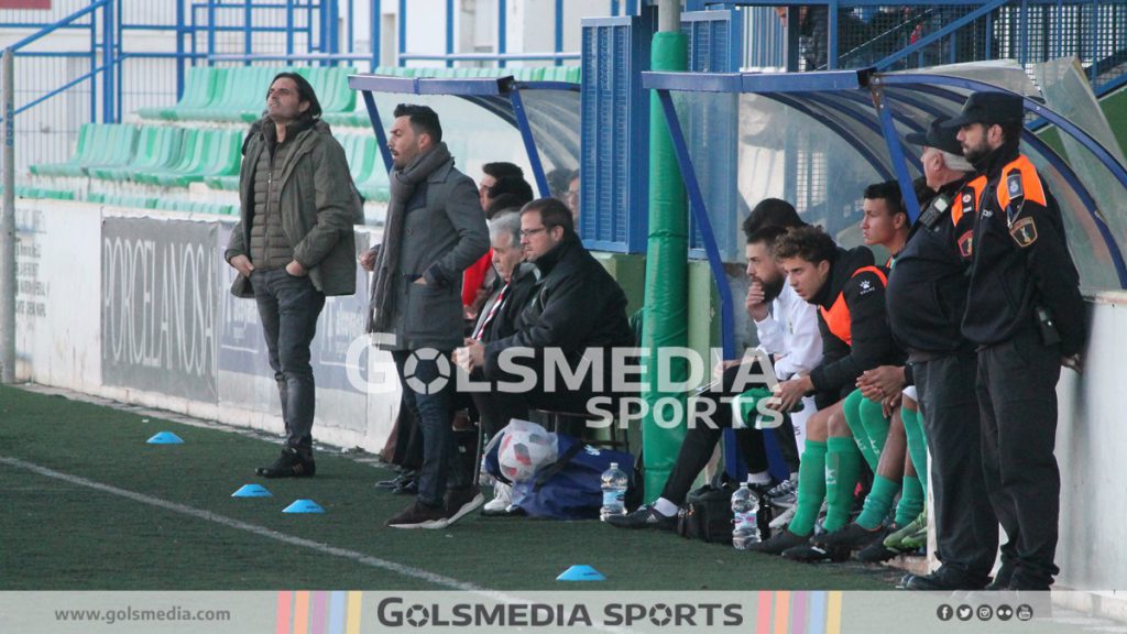 Abel Buades entrenador CD Acero