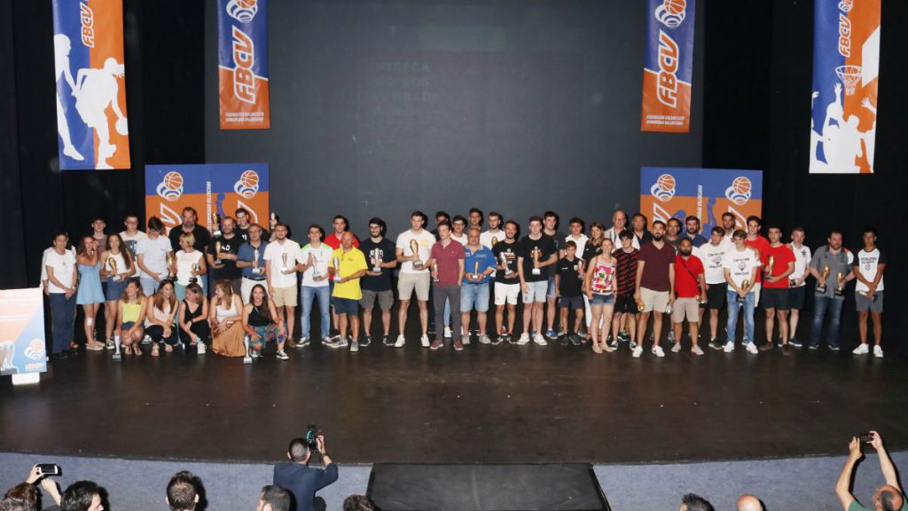 Foto familia Gala FBCV 18-19 Xàtiva