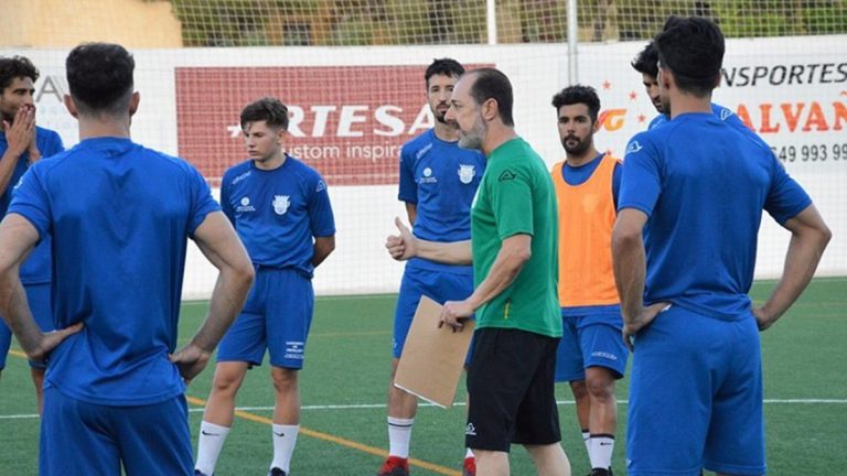 Crevillente Deportivo entrenamiento