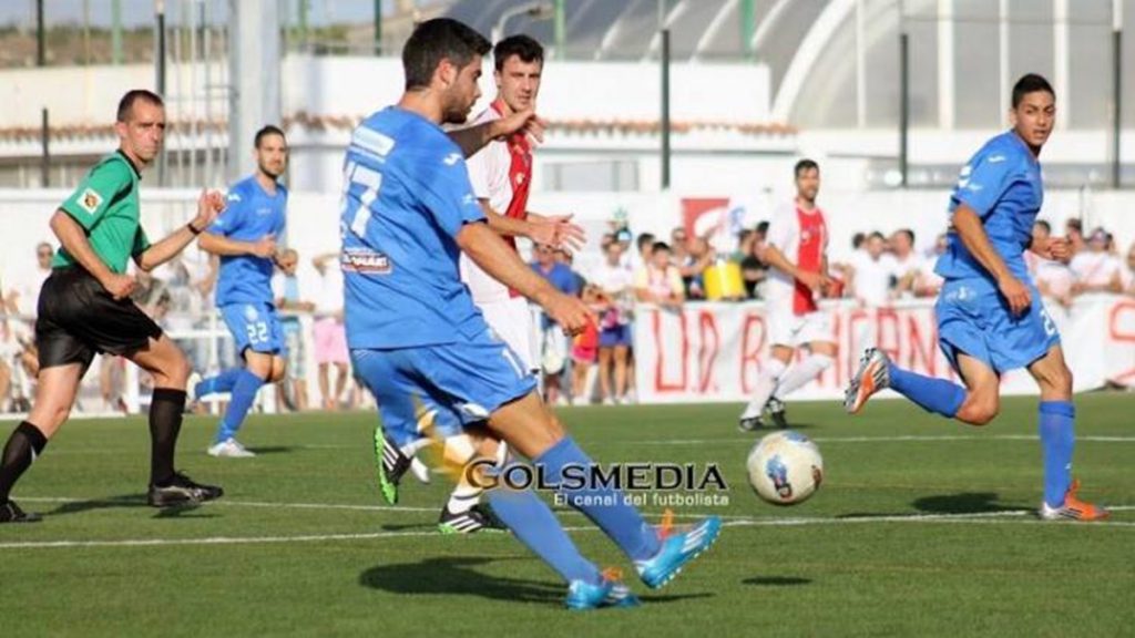 Esteban entrenador Denia jugando Alginet