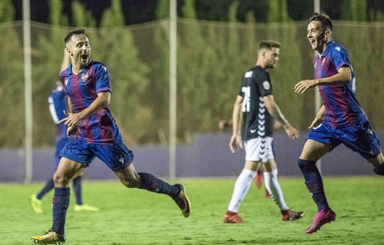 El Atlético Levante UD logra la segunda victoria de la temporada ante la UE Llagostera-Costa Brava