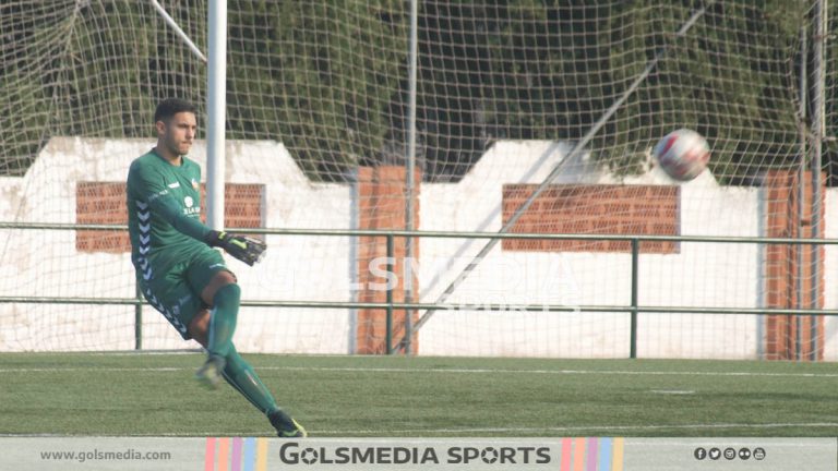 El CD Castellón B golpea al CD L’Alcora en la recta final