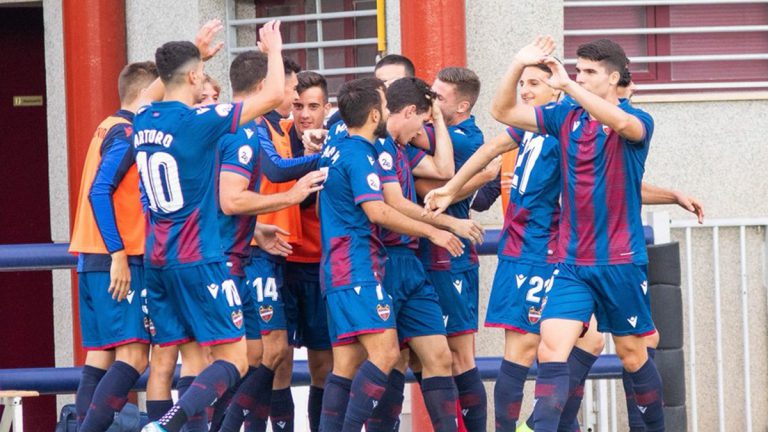 El Atlético Levante UD vence y castiga la falta de gol del Hércules CF