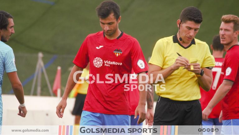 El Novelda CF remonta al Atlético Saguntino en el último minuto El Novelda CF remonta al Atlético Saguntino en el último minuto