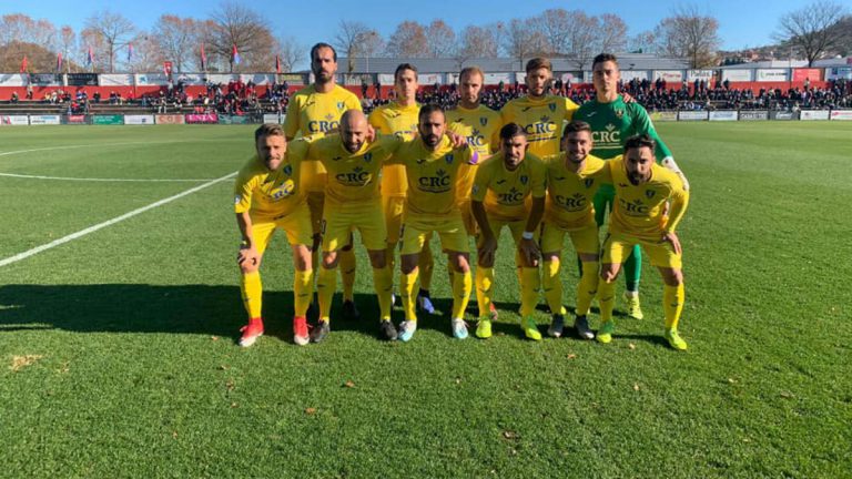 El Orihuela CF cae frente a un rival directo