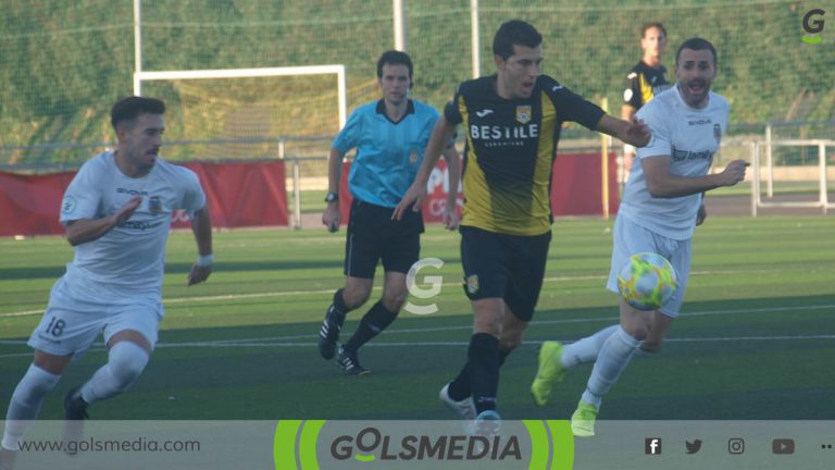 El CD Roda remonta al CD Olímpic Xàtiva y cerca la zona de ‘play-off’ El CD Roda remonta al CD Olímpic Xàtiva y cerca la zona de ‘play-off’