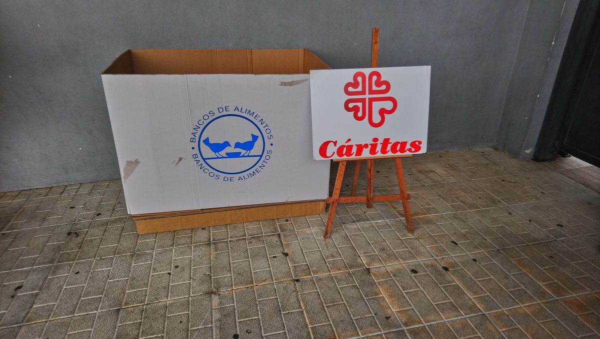 Muro CF-Ontinyent 1931 CF Caritas