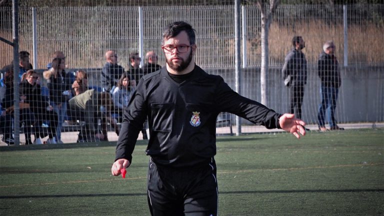 Dani Alcaraz arbitro sindrome down