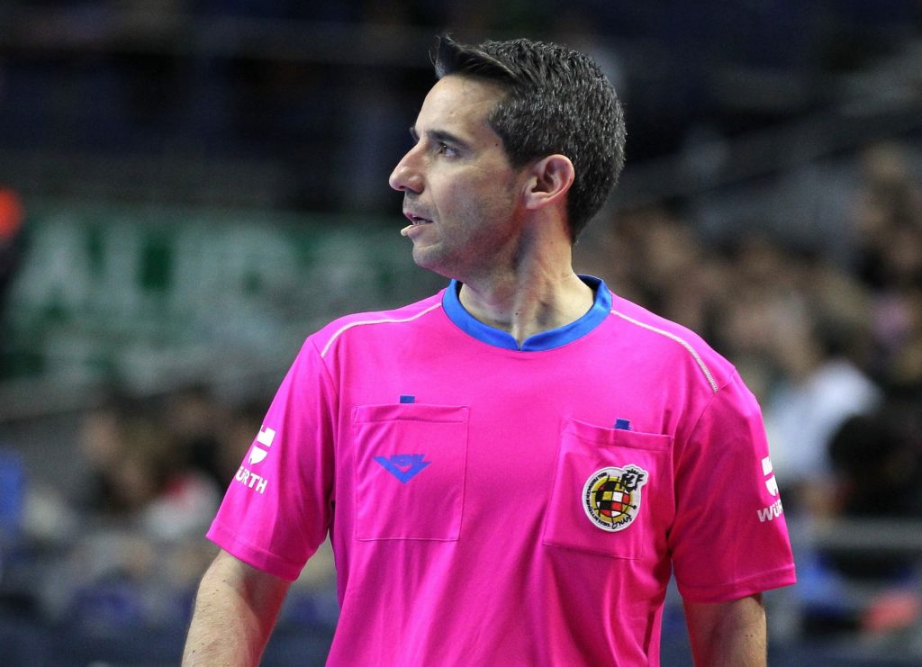 Carlos Rabadan arbitro