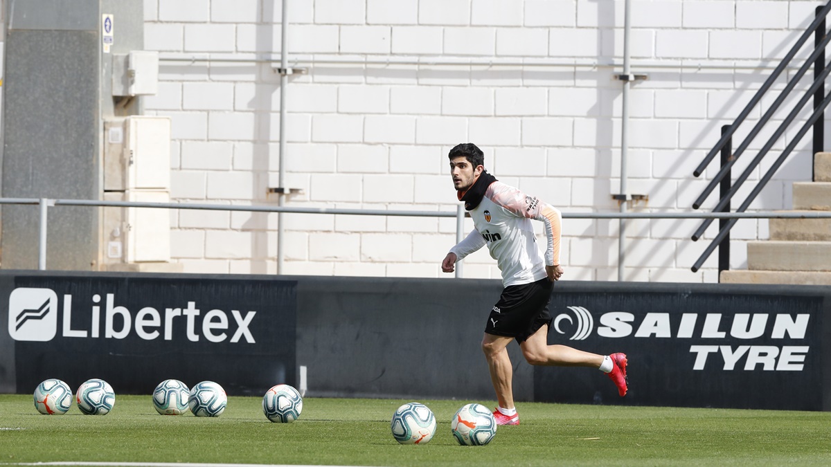 Entrenamiento Valencia CF guedes