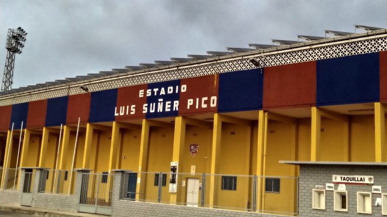 estadio lius suñer alzira