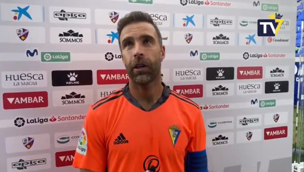 alberto cifuentes debut cadiz mas veterano