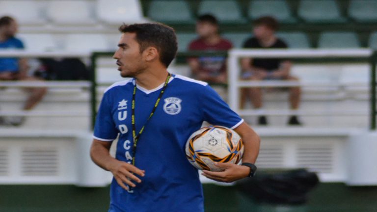 Pedro Perles entrenador UD Calpe