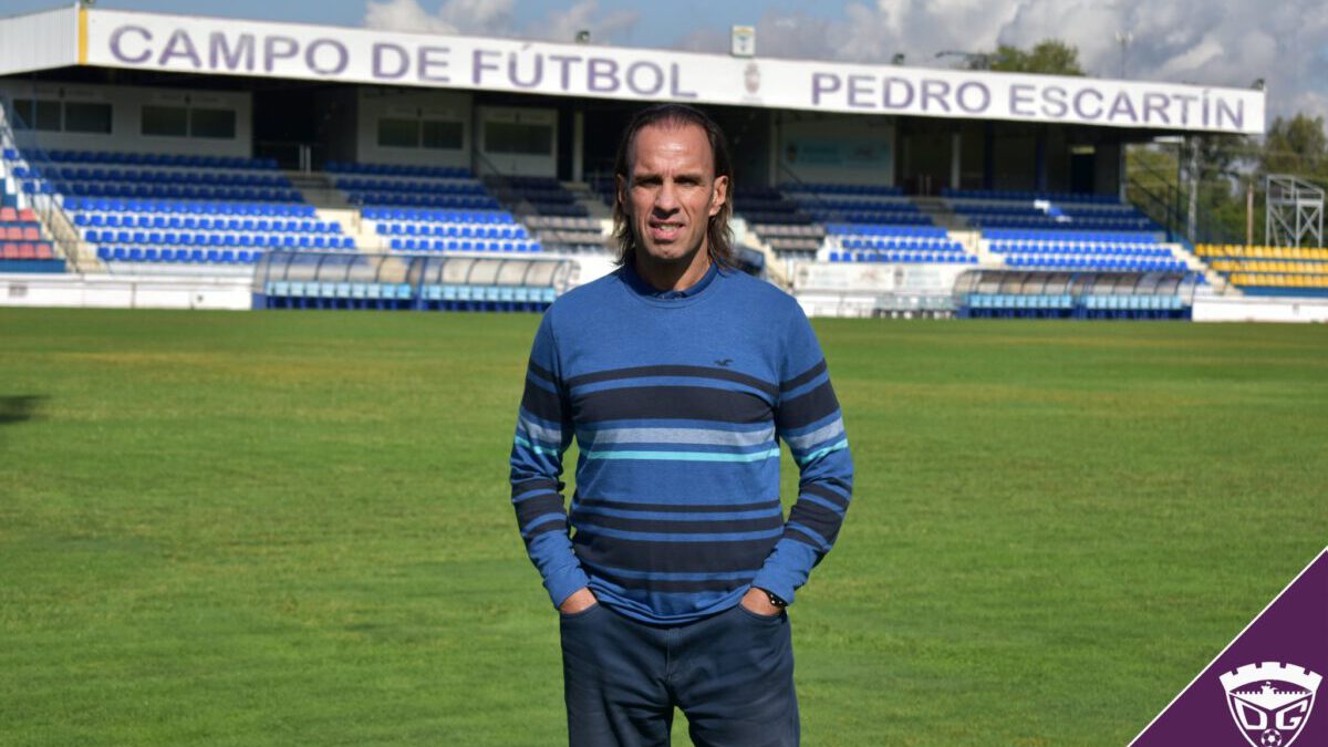 Navarro Montoya, entrenador del Deportivo Guadalajara