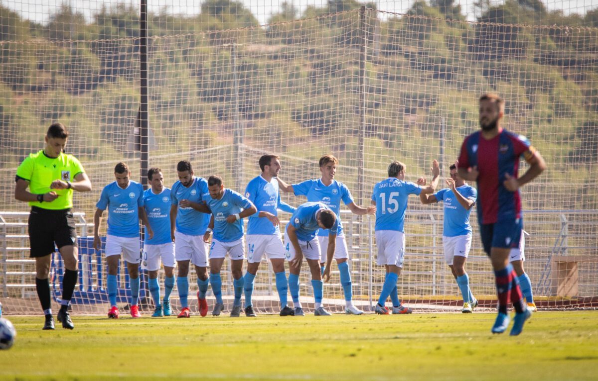 Los jugadores de la UD Ibiza celebrando el 0-1 frente al Atlético Levante B | Foto: UD Ibiza