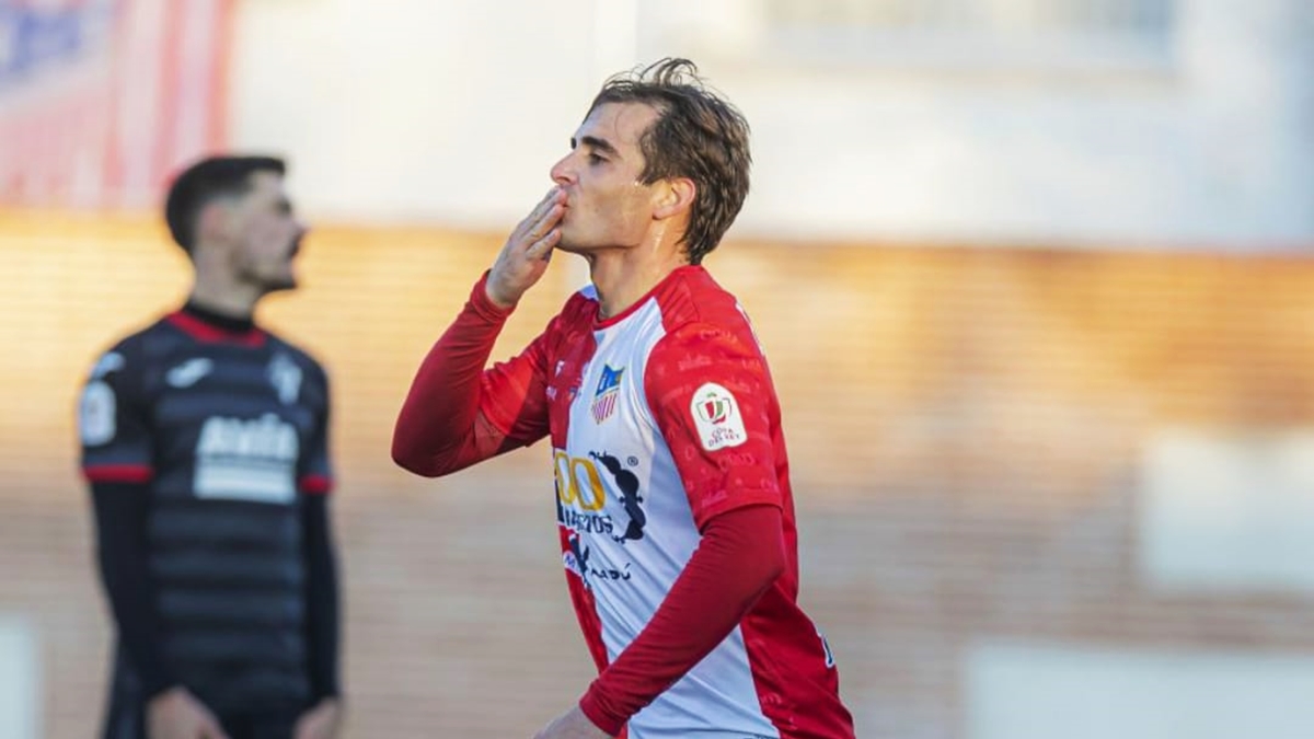 Juan Esnaider celebra