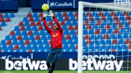 Gero Rulli antes del Levante-Villarreal