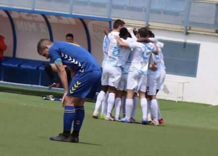 Celebración de un gol del Illescas en el Grupo XVIII. CD Illescas