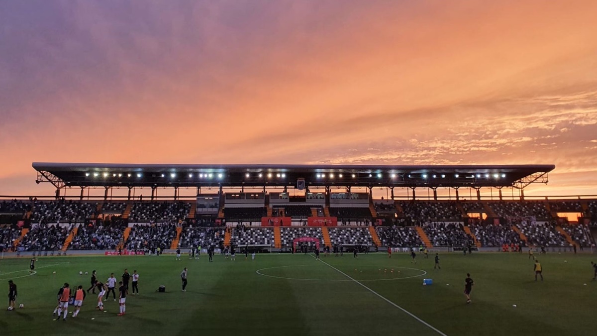 Estadio Nuevo Vivero atardecer