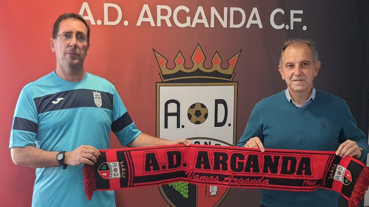 Alberto Cardenete entrenador AD Arganda CF