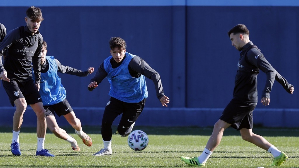 Haitam Abaida durante un entrenamiento con el Málaga