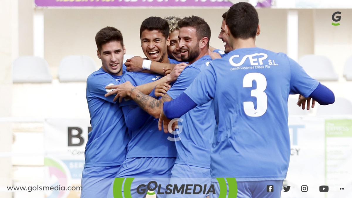 Farisato celebrando un gol con el CD Olímpic
