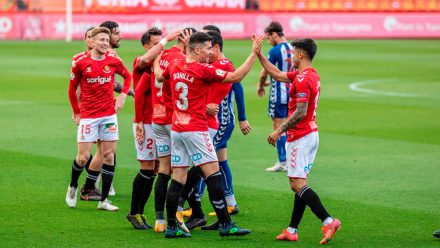 Jugadores del Nàstic celebrando