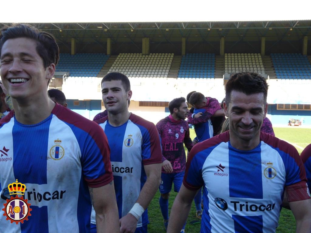 El sueño del Real Avilés a dos partidos
