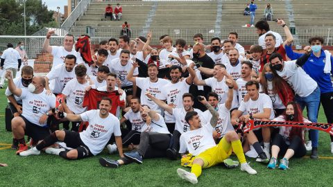 Jugadores AD Unión Adarve celebración