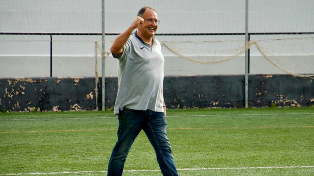 Nico López, entrenador CD Llosetense