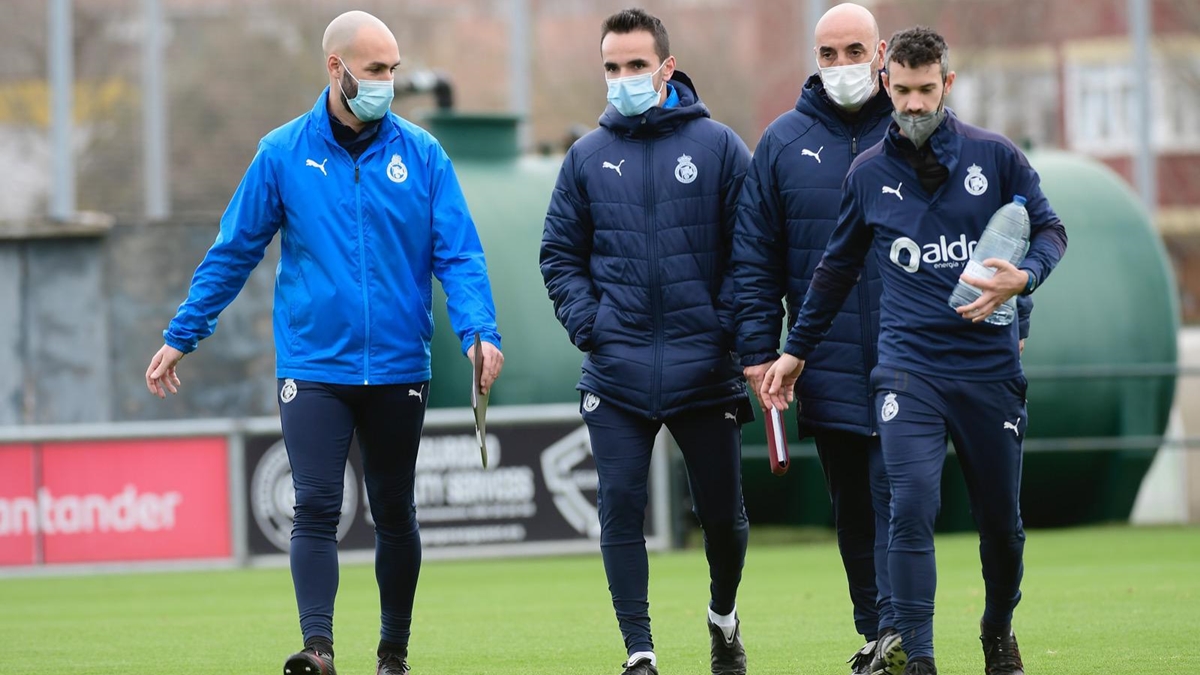 Mario Gutiérrez Tagle entrenador UM Escobedo