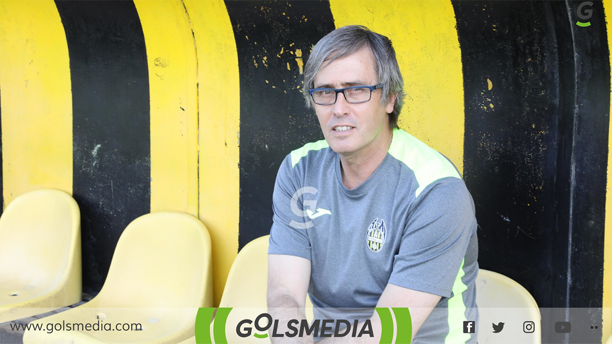 Luis Navarro, entrenador del Paterna CF
