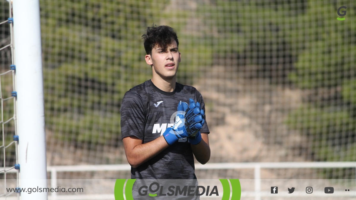 Fernando Puig partido UD Petrelense