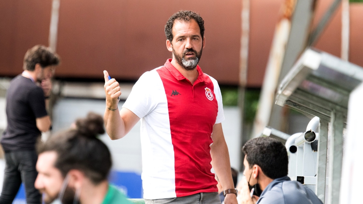 Ramón González entrenador Cultural Leonesa