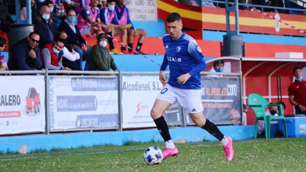 Adrián Carrasco partido con Las Rozas CF