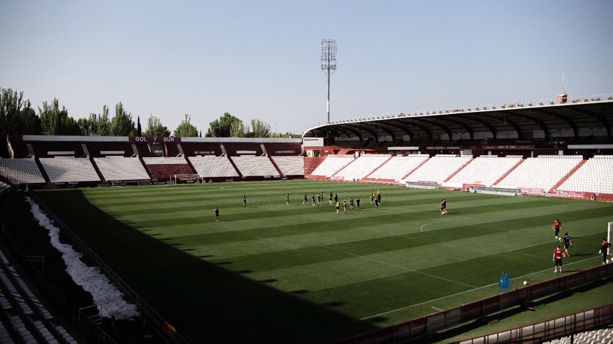 Estadio Carlos Belmonte entrenamiento Albacete